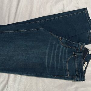 Dark blue skinny jeans  never worn
Jessica Simpson 

Size 6/28